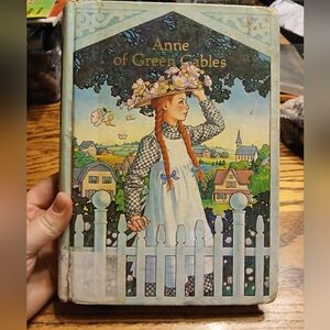 Anne of Green Gables Book